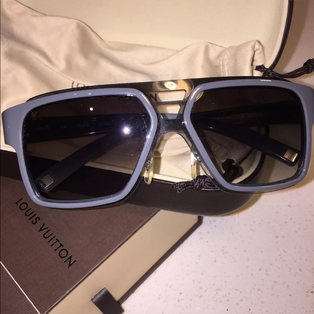 💯Louis Vuitton Enigme GM Grey Sunglasses Z0529U - Picture 3 of 8